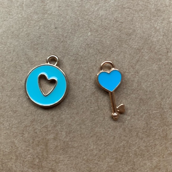 ✨Heart & Key Enamel Gold Necklace ✨Handmade✨Mother’s Day✨pick your color - Picture 6 of 6